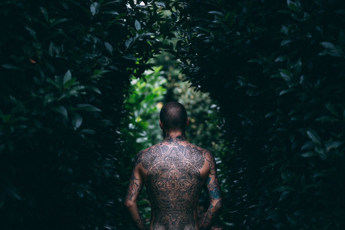 Le tatouage polynésien, d’une culture à un phénomène de société